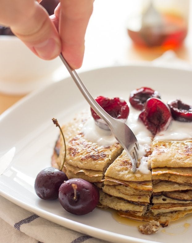 2 Ingredient Banana Egg Pancakes