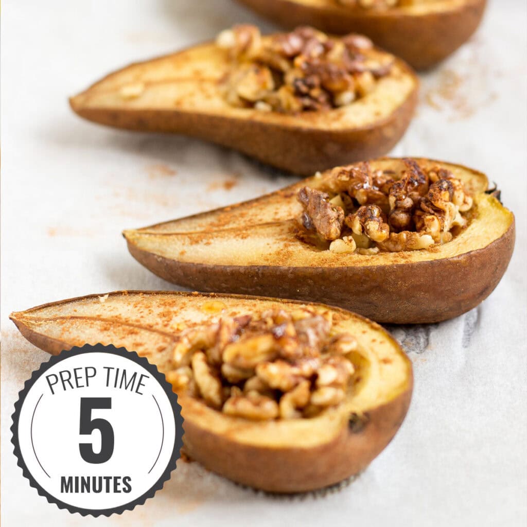 Delicious Cinnamon Baked Pears with Crunchy Walnuts