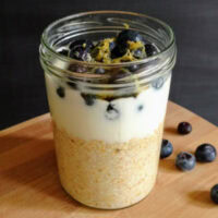 Blueberry Cheesecake Oatmeal | hurrythefoodup.com - 4
