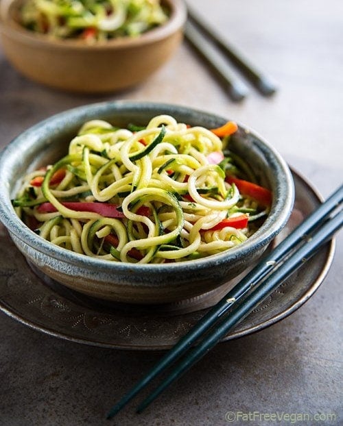 28 Irresistible and Quick Zoodle (Zucchini Pasta) Recipes #zucchini #zoodles #spaghetti #pasta #noodles | hurrythefoodup.com