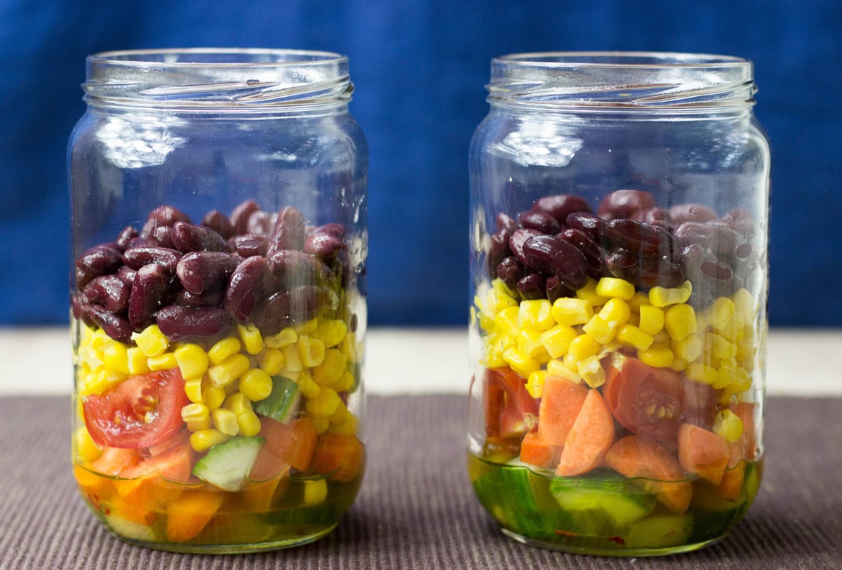 Simple Mason Jar Salad - A Pretty Life In The Suburbs