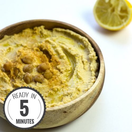 How To Make Homemade Hummus - a delicious and filling three minute version of the classic dish - makes a fantastic snack and dip! | hurrythefoodup.com