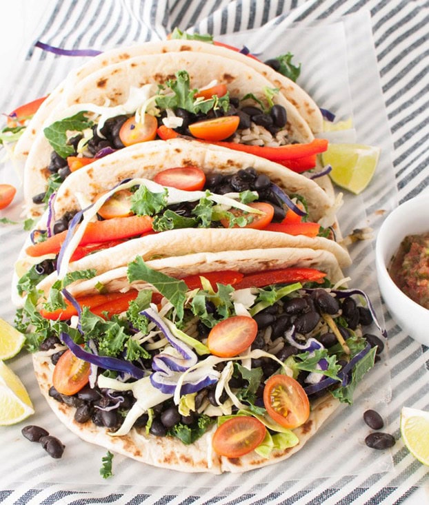 Black Bean Tacos - 21 Vegetarian Dinner Ideas | hurrythefoodup.com