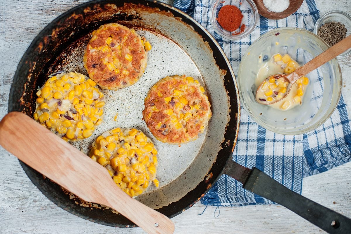 Sweetcorn Fritters - The new kitchen staple - sweetcorn fritters are almost ready #pan #vegetarian | hurrythefoodup.com