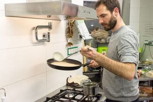 Flawless Feta and Spinach Pancakes - Nutritious and Delicious - Hauke is fries the pancake #wheat flour #vegetarian | hurrythefoodup.com