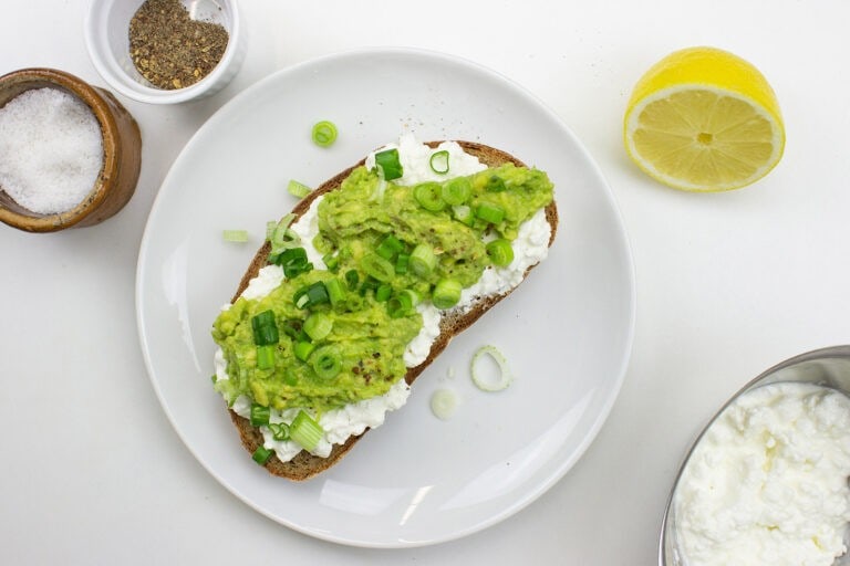 Avocado Toast with Cottage Cheese