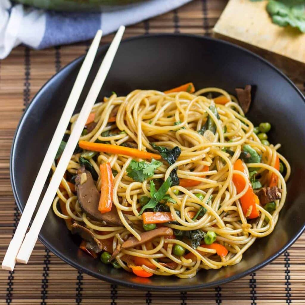 20 Delicious Vegan Chinese Recipes – Fake-out Options for Everyone!