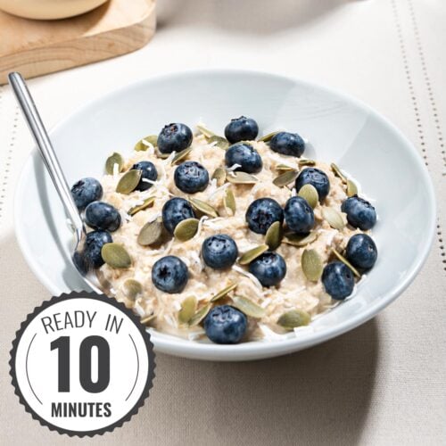 Bircher muesli with blueberries and pumpkin seeds | Hurry The Food Up