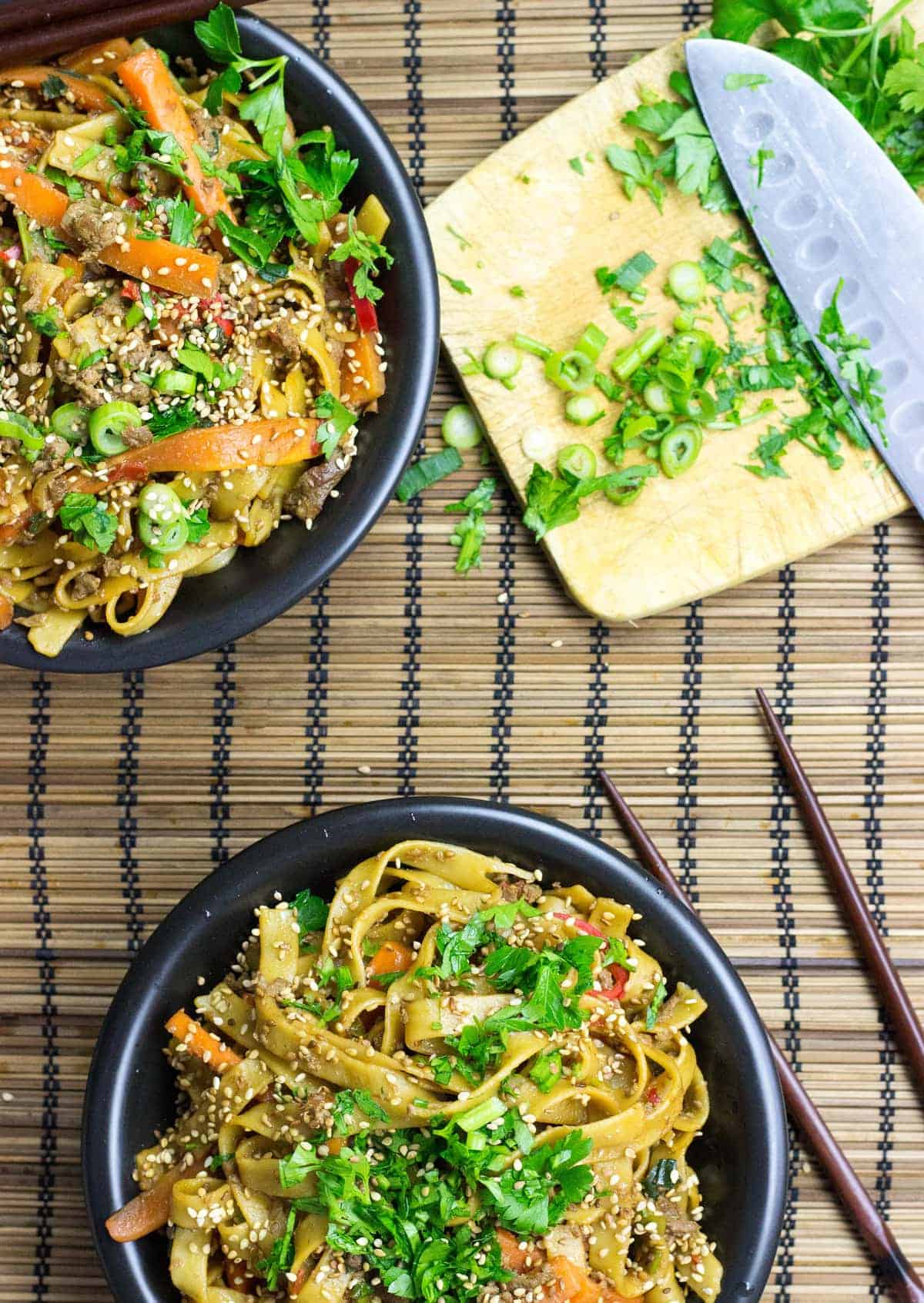 Spicy Sriracha Noodles  Vegan Dragon Noodles - Elavegan