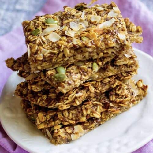 20 Healthy Vegetarian Snack Recipes - Oatmeal Banana Bars | Hurry The Food Up