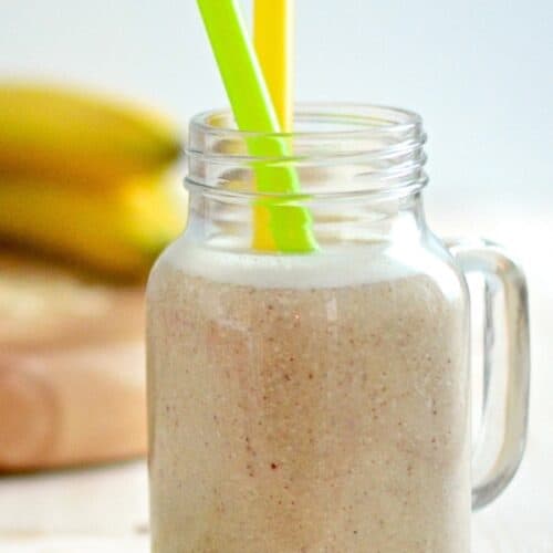17 High Protein Smoothies - Banana Almond Smoothie | Hurry The Food Up