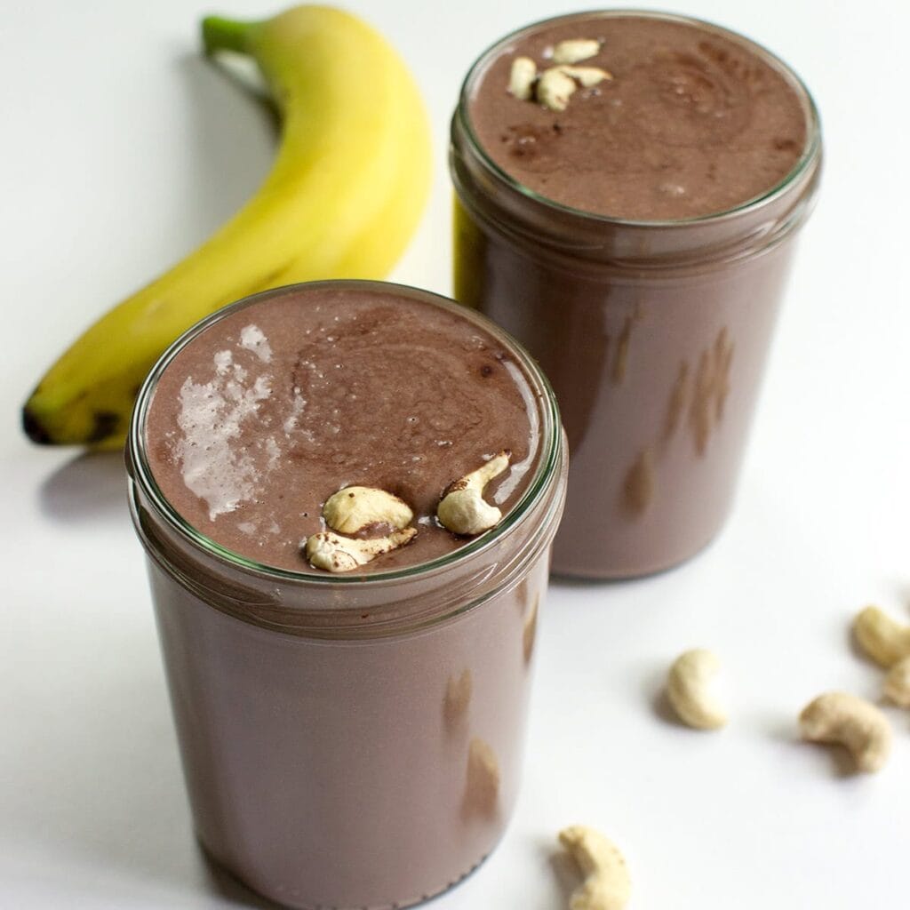 19 Natural High Protein Smoothies (No Protein Powder)