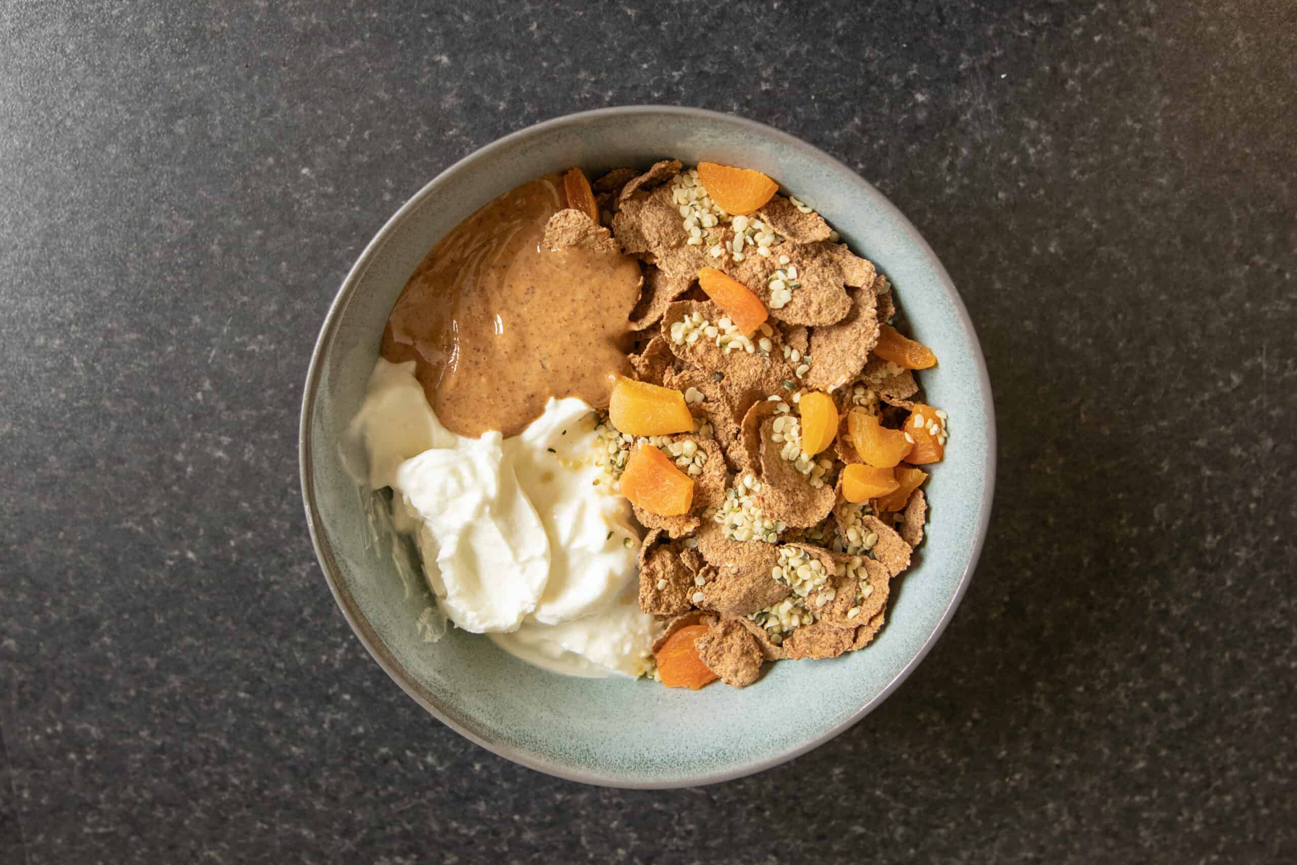 HP - Bran flakes and greek yoghurt - Hurry The Food Up