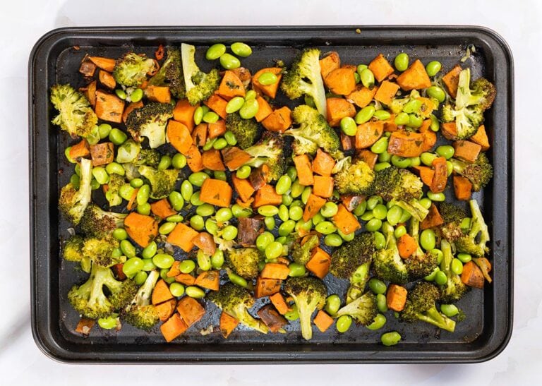 Sweet Potato Traybake with Broccoli (HighProtein!)