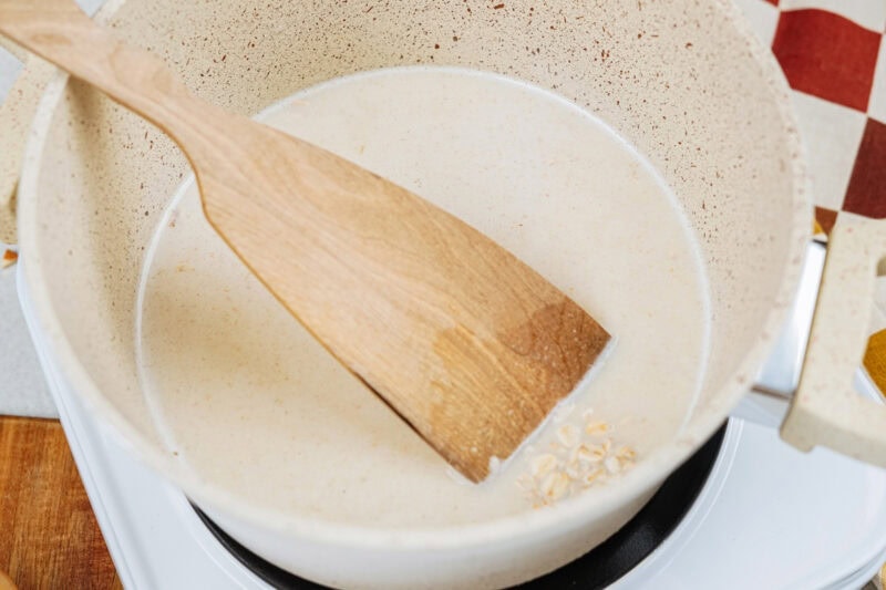 Protein Powder Oatmeal with Winter Apple (24g protein!)