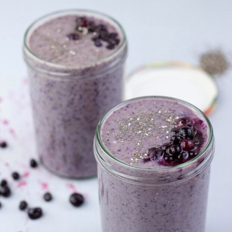 Top 10 Mega Smoothies for Weight gain (>450 calories!)