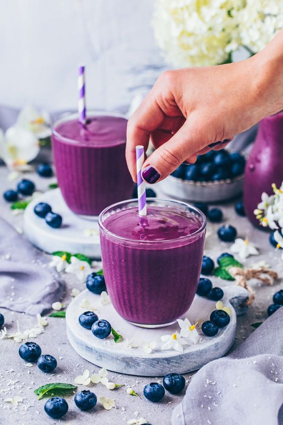 blueberry smoothie blueberry smoothie