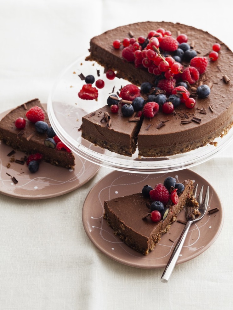 raw chocolate cake