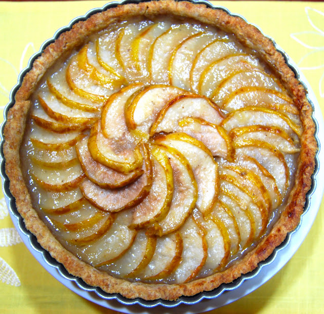 almond pear tart almond pear tart