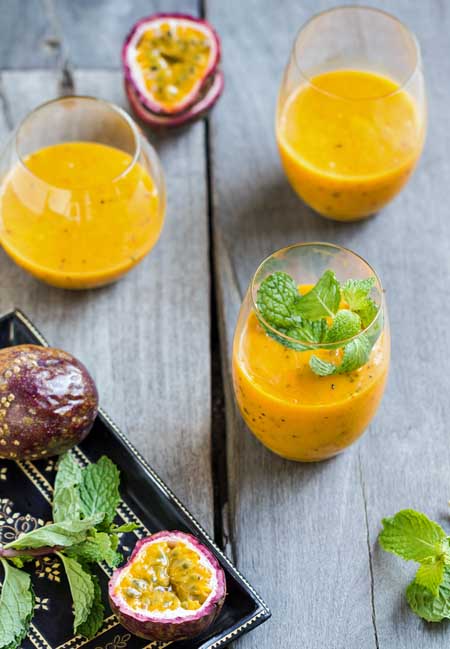 Non-Alcoholic Passion Fruit Cocktail Non-Alcoholic Passion Fruit Cocktail