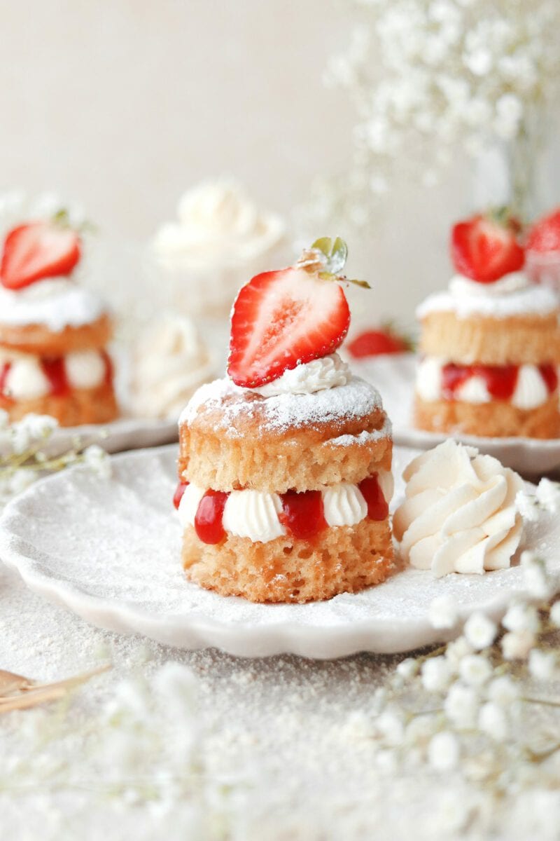 Mini Victoria Sponge Cakes Mini Victoria Sponge Cakes