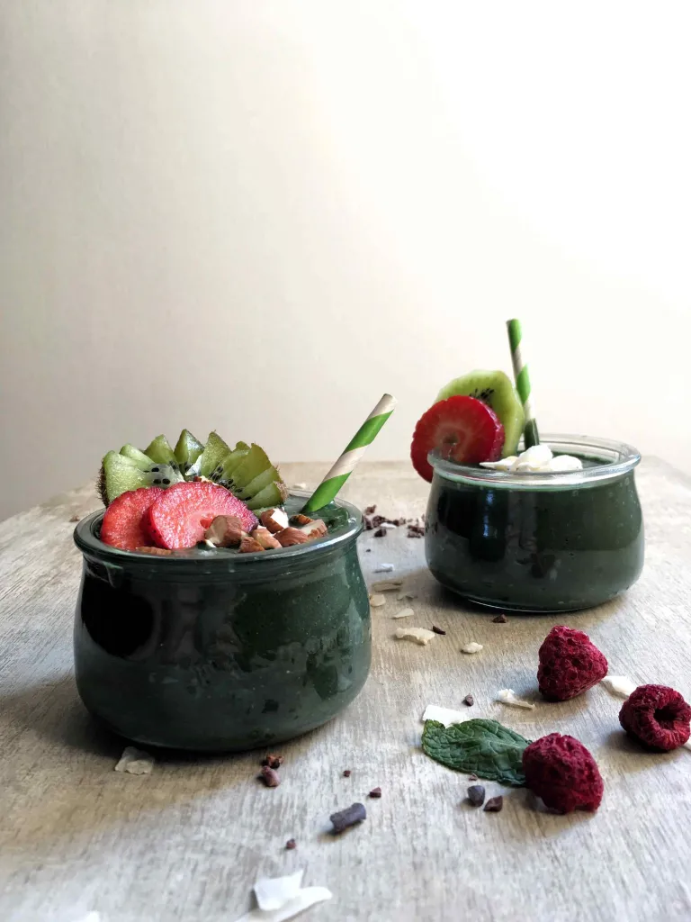 Spirulina Smoothie Bowl